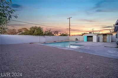 1660 Capistrano Avenue Yard