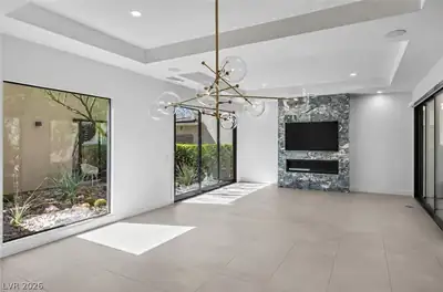 24 Garden Rain Drive Living Room