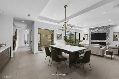 24 Garden Rain Drive Dining Area