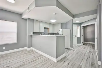 5125 West Reno Avenue 1061, Las Vegas, NV 89118 Kitchen