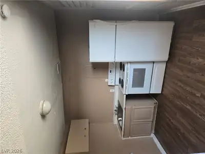 409 West Van Buren Avenue 3 Kitchen