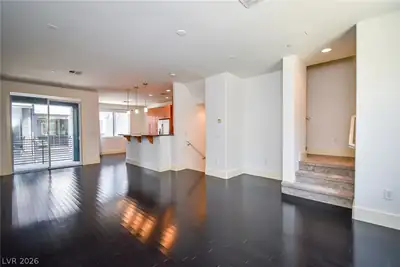 9050 West Tropicana Avenue 1129 Living Room