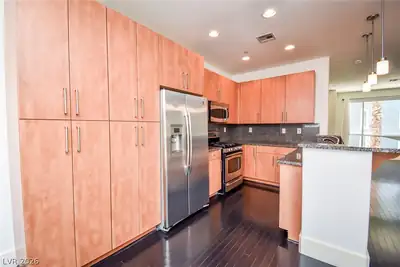 9050 West Tropicana Avenue 1129 Kitchen