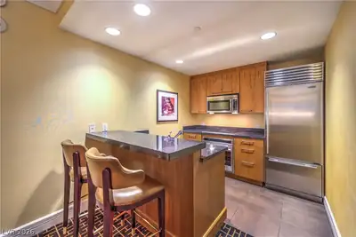 2000 Fashion Show Drive 3807 Kitchen