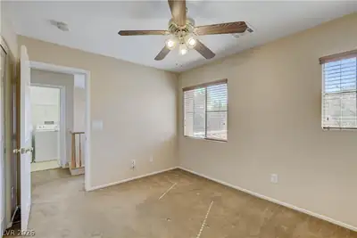 912 Purdy Lodge Street Bedroom