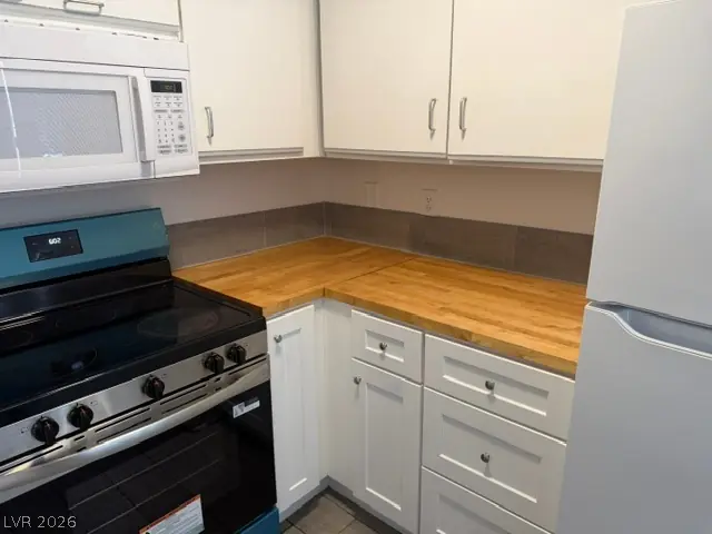 2613 North Decatur Boulevard 15, Las Vegas, NV 89108