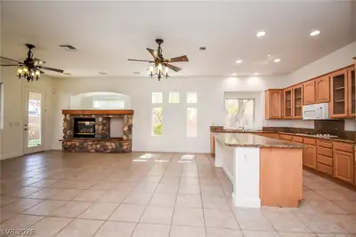10243 Bright Harbor Avenue Living Room