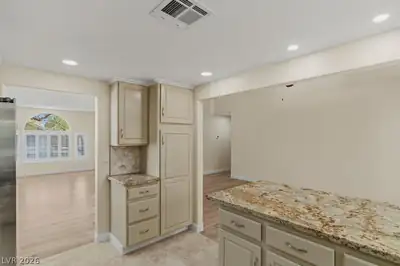 235 SCOTGROVE Street Kitchen