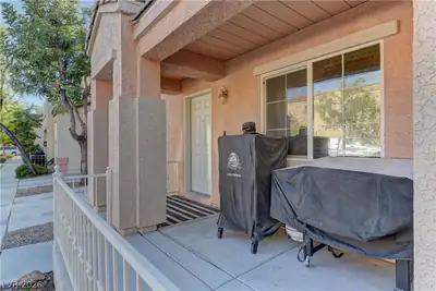 7633 Interlace Street Entry