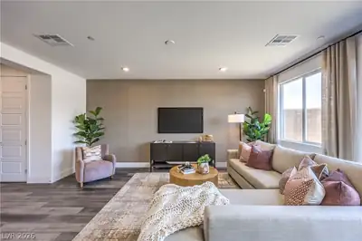 1817 Shondra Court Living Room