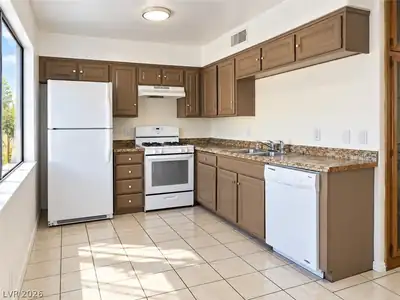 3501 Mercury Street B Kitchen