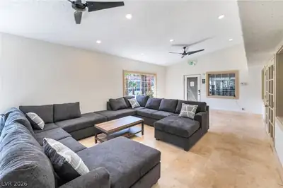 230 Mission Catalina Lane 202, Las Vegas, NV 89107 Lobby