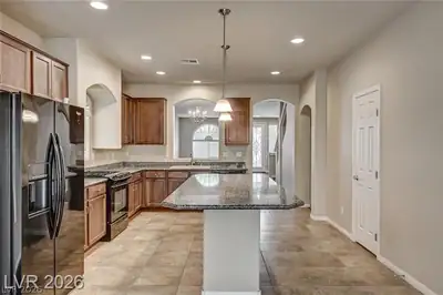 6351 Tomahawk Mill Court Kitchen