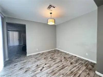 8947 College Green Street Dining Area