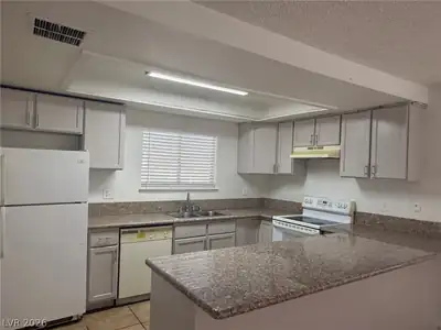 4451 Rich Drive B Kitchen