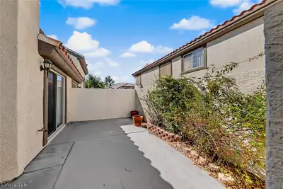 205 Genesee Point Street, Henderson, NV 89074 Patio