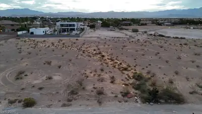 Mohawk, Las Vegas, NV 89118 Lot