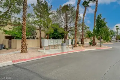 9671 Quick Draw Drive, Las Vegas, NV 89123 Community