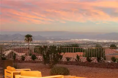 2548 Faiss Drive Las Vegas, NV 89134