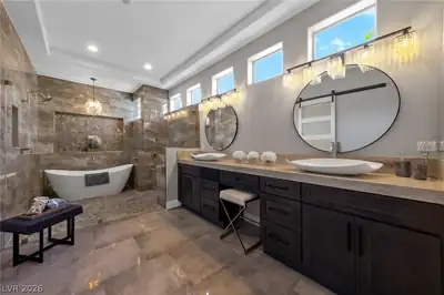 2548 Faiss Drive Bedroom