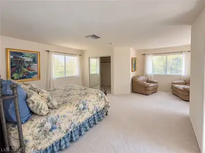 2823 Queens Courtyard Drive, Las Vegas, NV 89109 Primary Bedroom