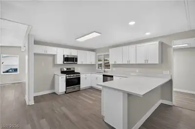 3499 Katmai Drive Kitchen