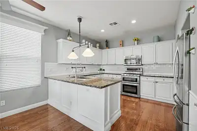 9105 Hines, Las Vegas, NV 89143 Kitchen