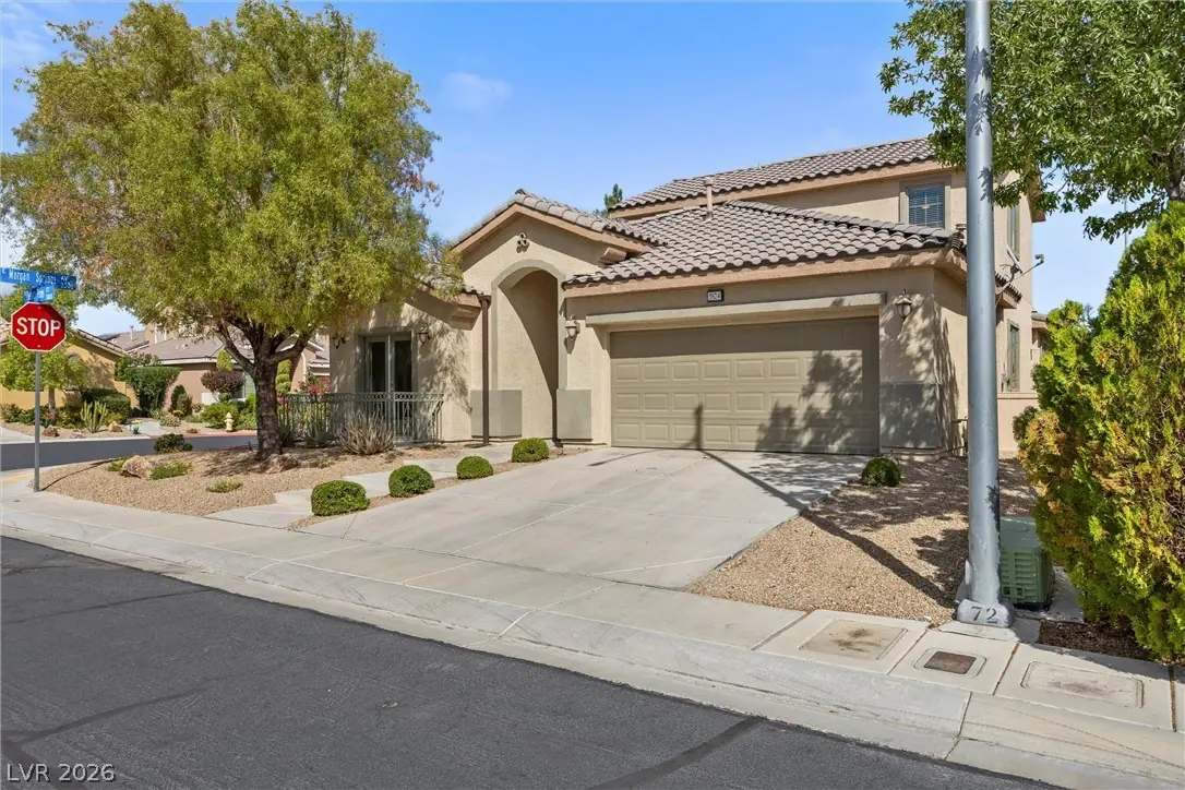 5824 Pleasant Palms Street