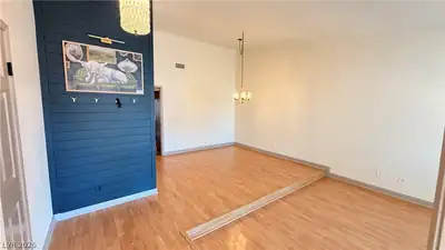 2783 Carnation Lane Living Room