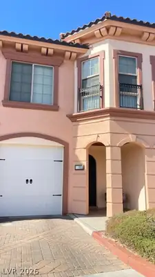 30 Via Vasari 102 Henderson, NV 89011