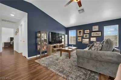 5415 Crimson Crest Place 202 Living Room