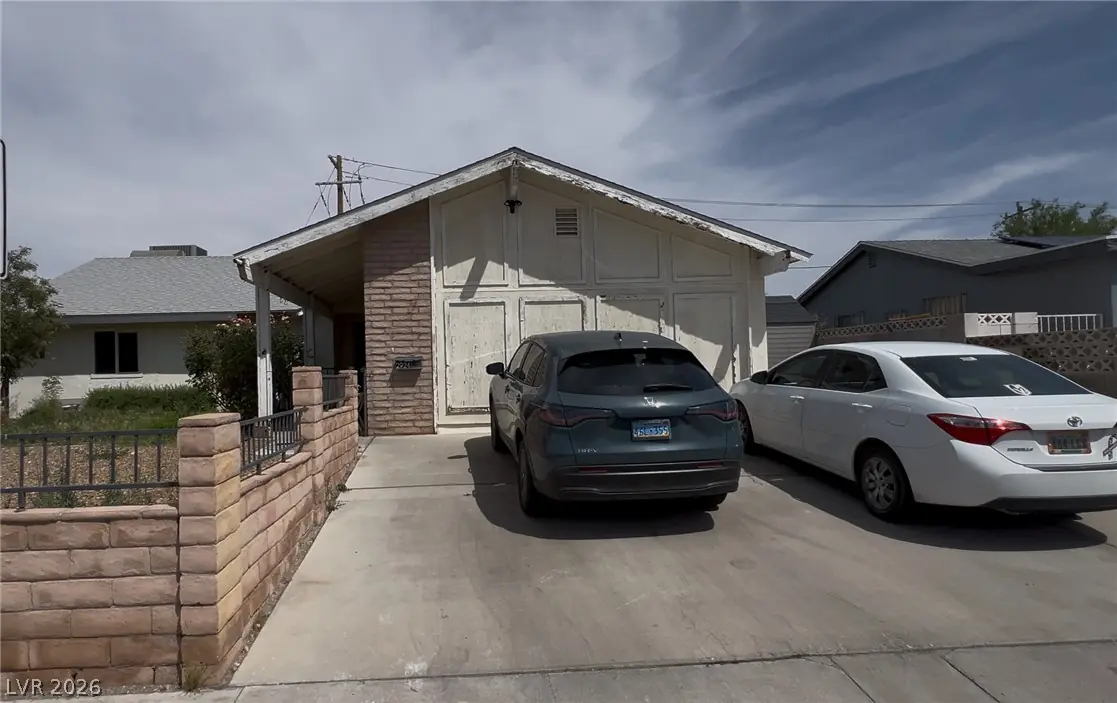 2924 Lindell Road, Las Vegas, NV 89146