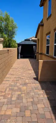 117 Brookhouse Court Yard