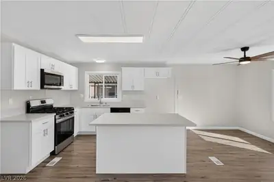 3355 Haleakala Drive Kitchen