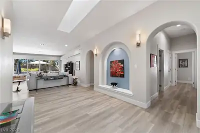 2227 Versailles Court 