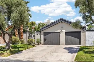 3137 Bel Air Drive, Las Vegas, NV 89109 Front of Structure
