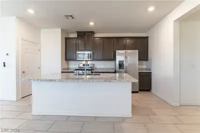 5740 Saltrock Grove Street Kitchen