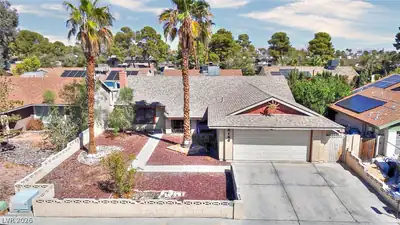 6146 Cedarwood Avenue Las Vegas, NV 89103