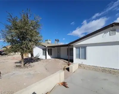 1710 Shadow Mountain Place, Las Vegas, NV 89108 Front of Structure