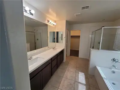 2409 West Gilmore Avenue, North Las Vegas, NV 89032 Primary Bathroom