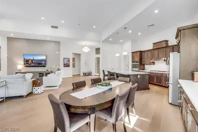 6091 Willow Rock Street, Las Vegas, NV 89135 Dining Area