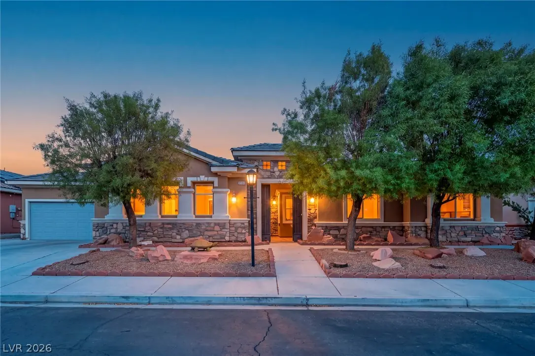 8114 Villa Del Cielo Street, Las Vegas, NV 89131