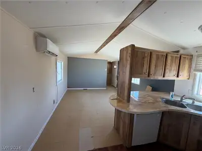 4360 Retread Road Kitchen