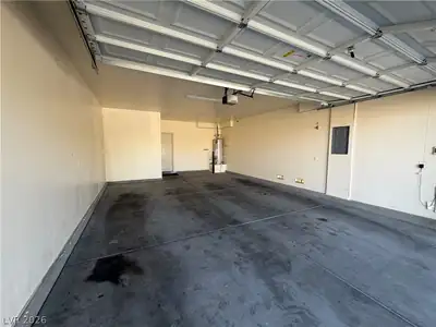 2588 Lockerbie Street Garage