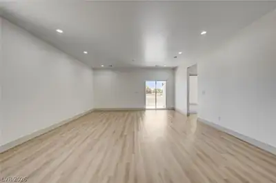 1871 South Manzanita Drive Living Room