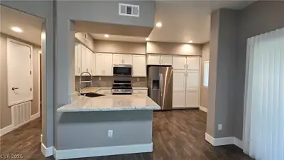 11870 TEVARE 2086, Las Vegas, NV 89138 Kitchen