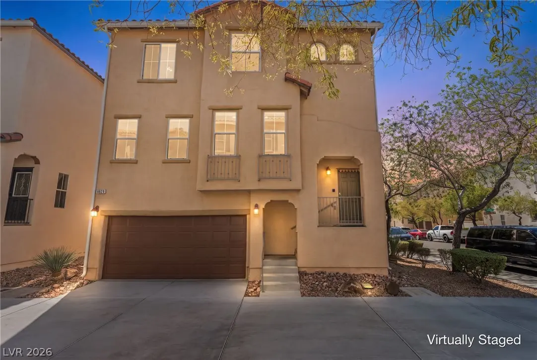 8929 James Carl Court, Las Vegas, NV 89149