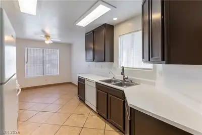 1560 JAMIELINN Lane 101 Kitchen