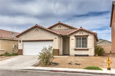 1833 Verde Mirada Drive, Las Vegas, NV 89115 Front of Structure
