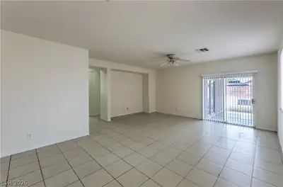1833 Verde Mirada Drive, Las Vegas, NV 89115 Living Room